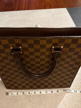 Louis Vuitton Manhattan